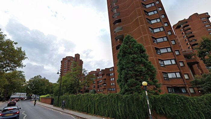 2 Bedroom Flat To Rent In Worlds End Estate, London, SW10