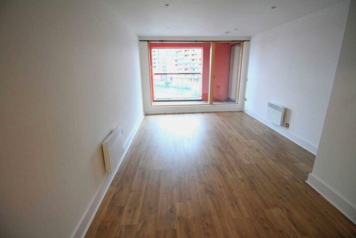 1 Bedroom Flat To Rent In College Street, Ipswich, IP4