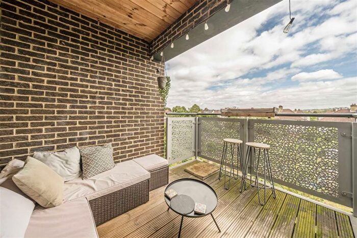 1 Bedroom Flat For Sale In Rectory Field Crescent, London, SE7