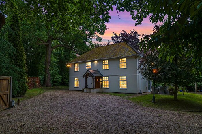 3 Bedroom Detached House For Sale In Lovel Lane Winkfield Windsor, Berkshire, SL4