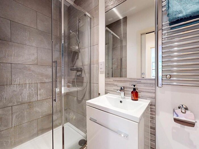 2 Bedroom Apartment To Rent In Apt, Crown Residence #, LS1