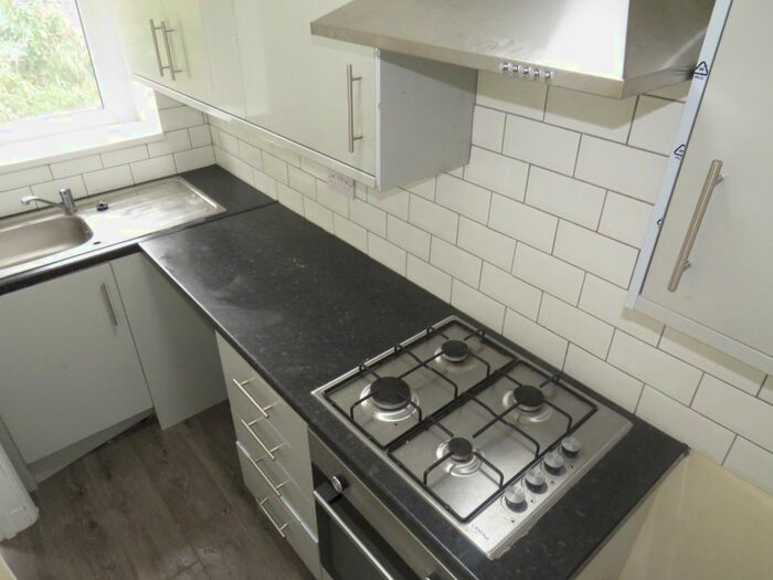 2 Bedroom Property To Rent In Malton Street, Halifax, HX3