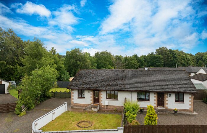 3 Bedroom Semi-Detached Bungalow For Sale In Braeface Park, Alness, IV17