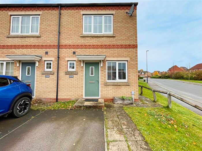2 Bedroom Semi Detached House To Rent In Jesse Close, Staynor Hall, YO8