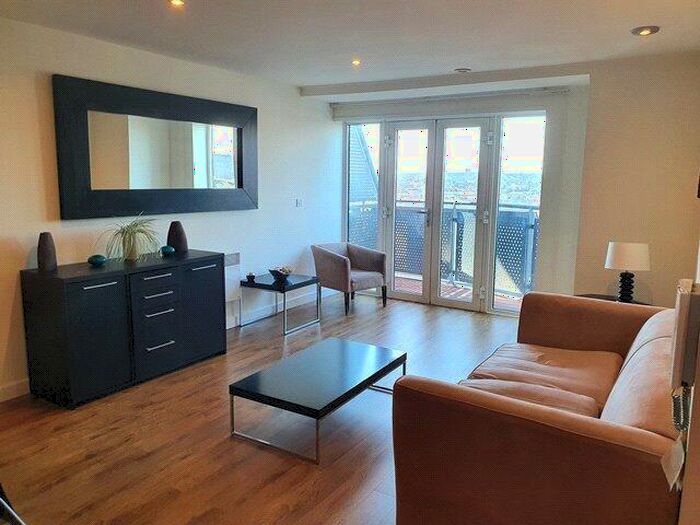 2 Bedroom Apartment To Rent In Masshouse Plaza, Moor Street Queensway, Birmingham, B5