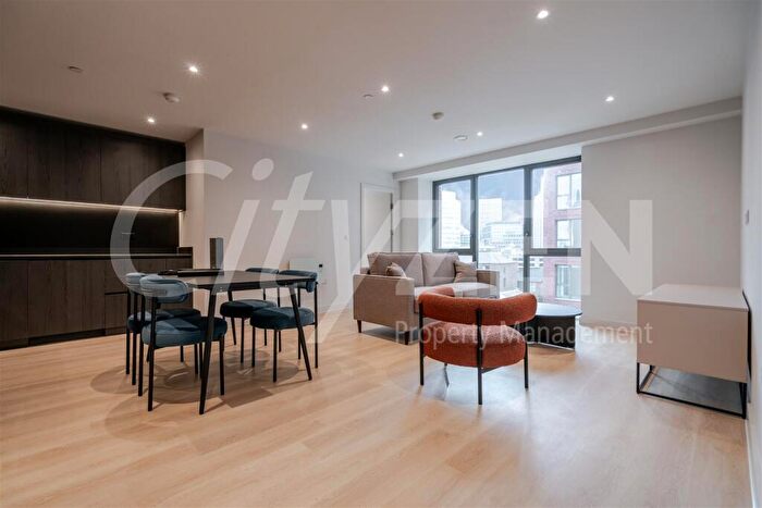 2 Bedroom Flat To Rent In Waterhouse Gardens, Dutton Street, Manchester, M3