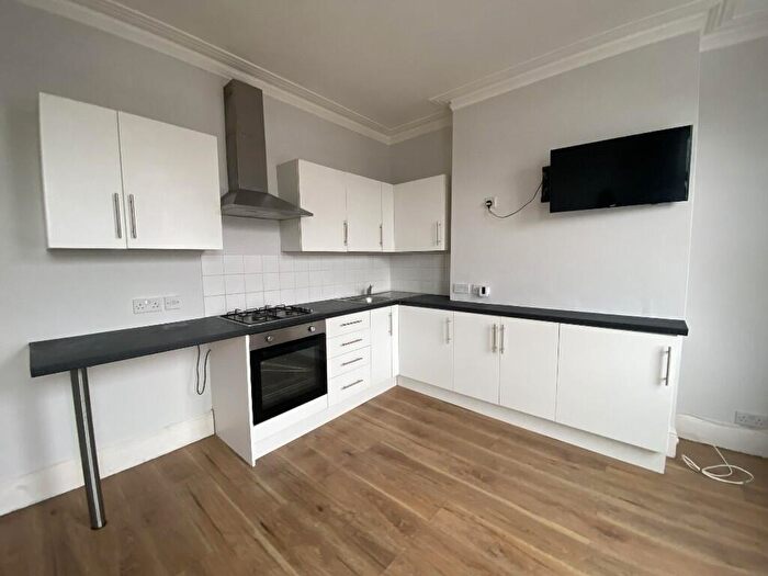 3 Bedroom Maisonette To Rent In Cavendish Place, Eastbourne, East Sussex, BN21