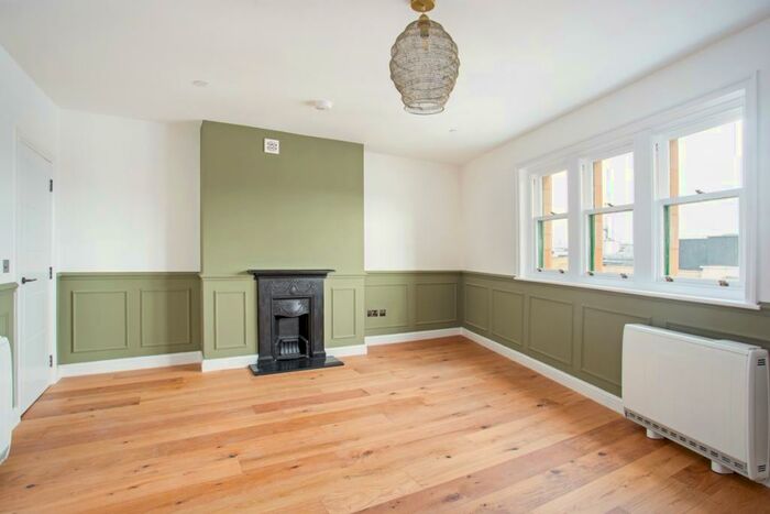 1 Bedroom Flat To Rent In Cambray Place Cheltenham, GL50