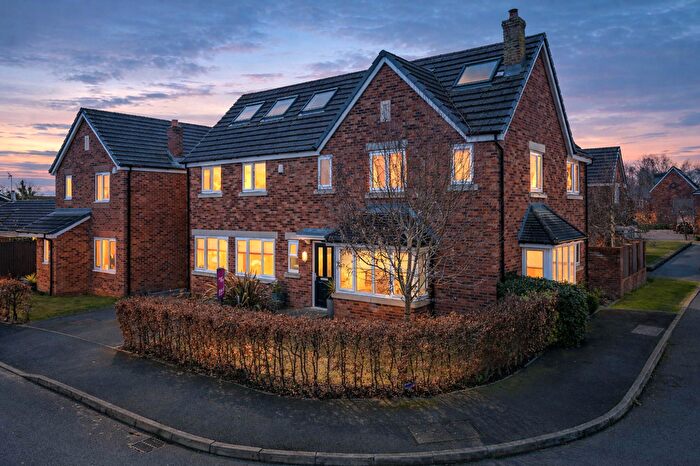 6 Bedroom Detached House For Sale In De Trafford Place, Croston, PR26