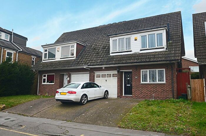 3 Bedroom Semi Detached House To Rent In Croydon Road, Keston, BR2