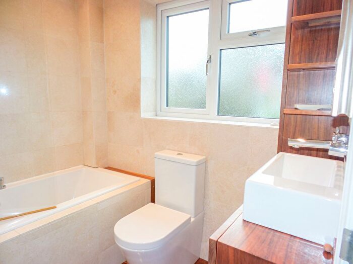 1 Bedroom Terraced House To Rent In Princes Close, Billericay, CM12