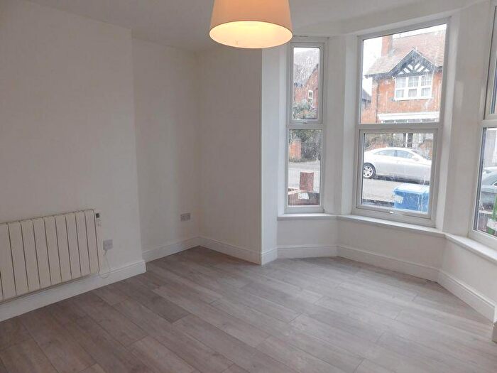 2 Bedroom Flat To Rent In Layton Avenue, Mansfield, NG18