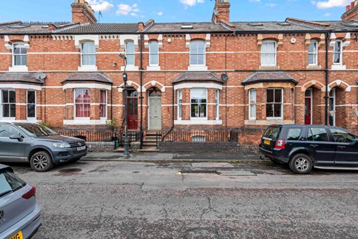 4 Bedroom Terraced House For Sale In Hyde Place, Leamington Spa, CV32