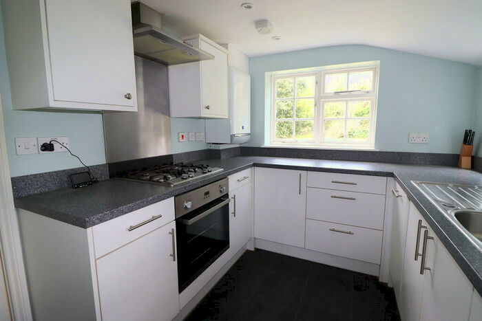 2 Bedroom Detached Bungalow To Rent In East Bergholt, CO7