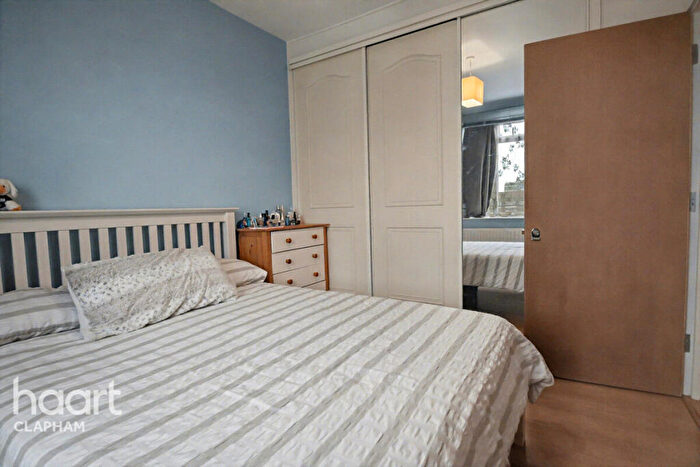 1 Bedroom Apartment To Rent In Vauxhall Street, London, SE11