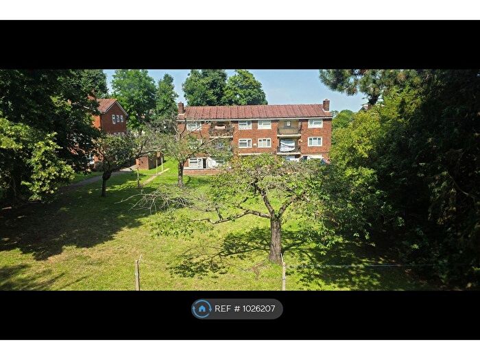 2 Bedroom Flat To Rent In Higham Road, Woodford Green, IG8