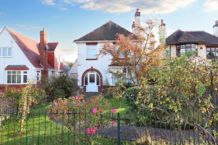 3 Bedroom Detached House For Sale In Spalding Road, Spalding, PE11
