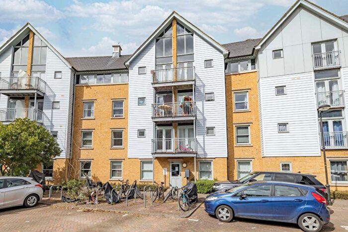 2 Bedroom Flat For Sale In Bingley Court, Canterbury, CT1