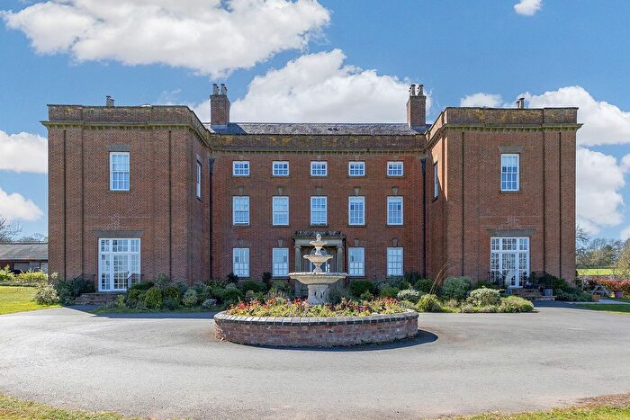 2 Bedroom Flat For Sale In Gatacre Claverley Wolverhampton, Shropshire, WV5