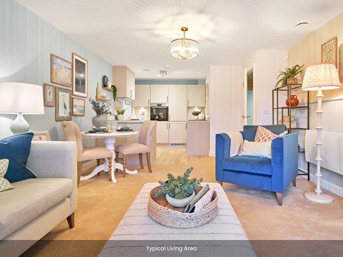 2 Bedroom Flat For Sale In Priory Road, Stamford, PE9