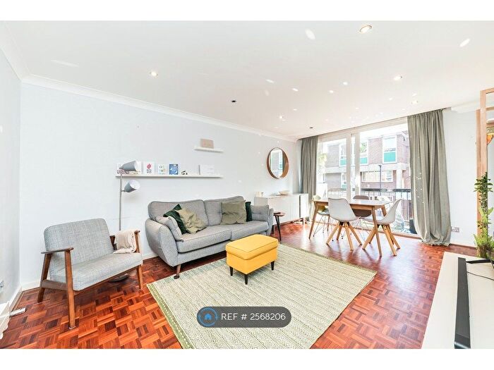 2 Bedroom Flat To Rent In Sheridan House, London, SE11