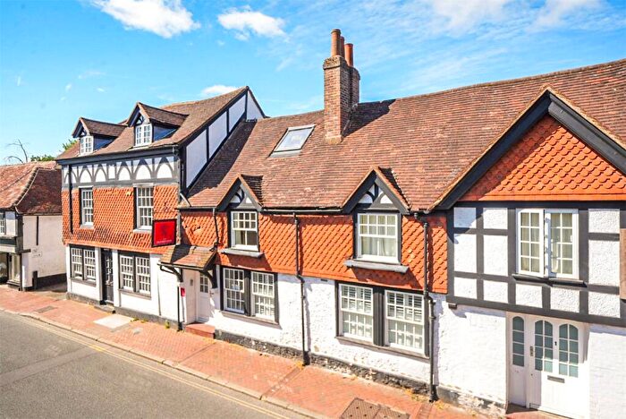1 Bedroom Apartment For Sale In High Street, Great Missenden, HP16