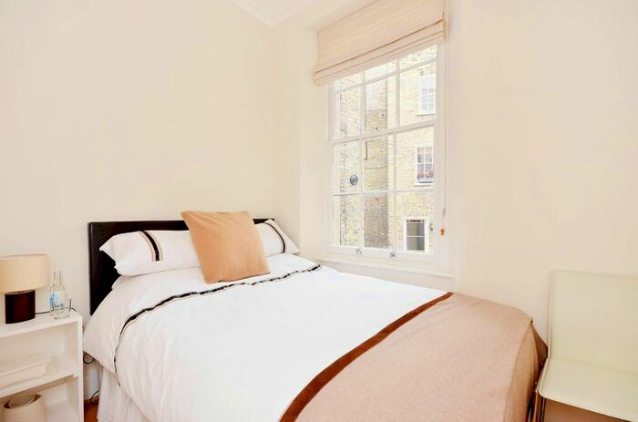 1 Bedroom Flat To Rent In Cumberland Street, Pimlico, London, SW1V
