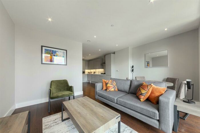 2 Bedroom Apartment To Rent In Handlebury House, Leamouth Road, Orchard Wharf, London, E14