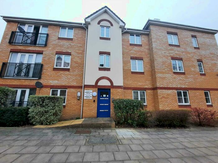 2 Bedroom Apartment To Rent In Longmarsh Lane, London, SE28