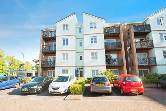 1 Bedroom Flat For Sale In Pentland Close, Llanishen, Cardiff, CF14