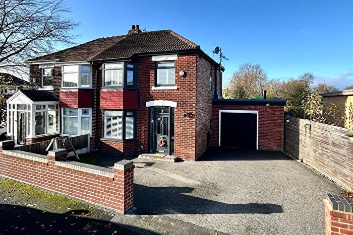 3 Bedroom Semi Detached House For Sale In Norbreck Avenue, Cheadle, SK8