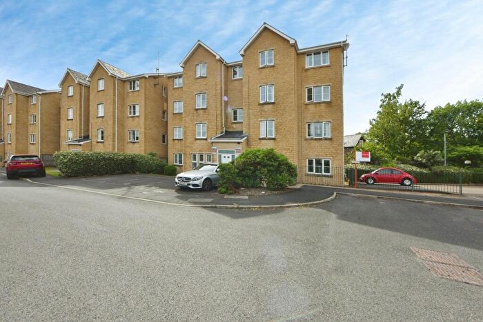 2 Bedroom Flat For Sale In Straight Mile Court, Burnley, Lancashire, BB11