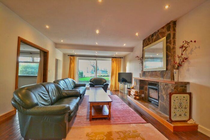 6 Bedroom Detached House To Rent In Castle Street, Swansea, SA4