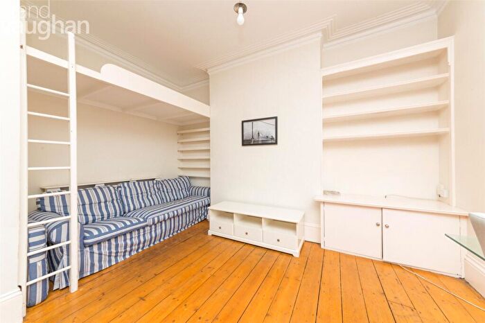 1 Bedroom Flat To Rent In Compton Avenue, Brighton, BN1