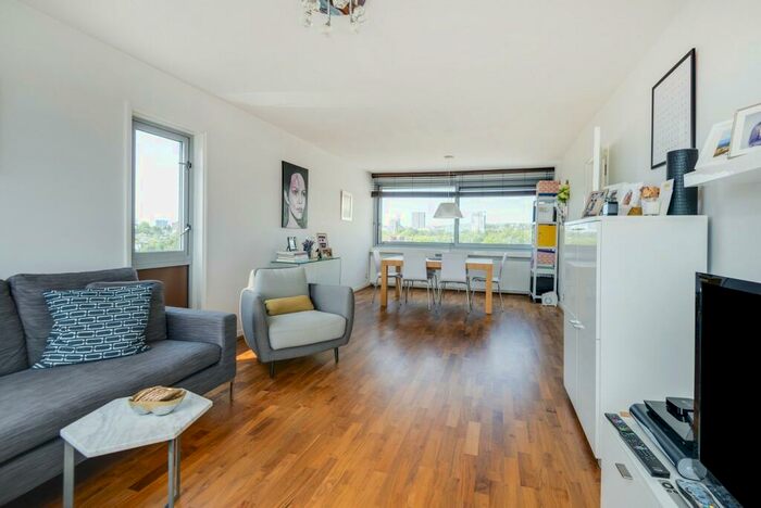 2 Bedroom Flat To Rent In Barrie House, St Edmunds Terrace, NW8