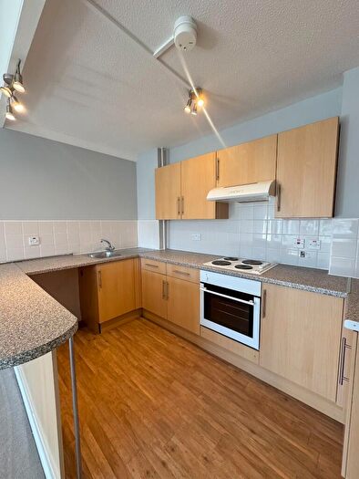 1 Bedroom Flat To Rent In Belle Vue Gardens, BN2