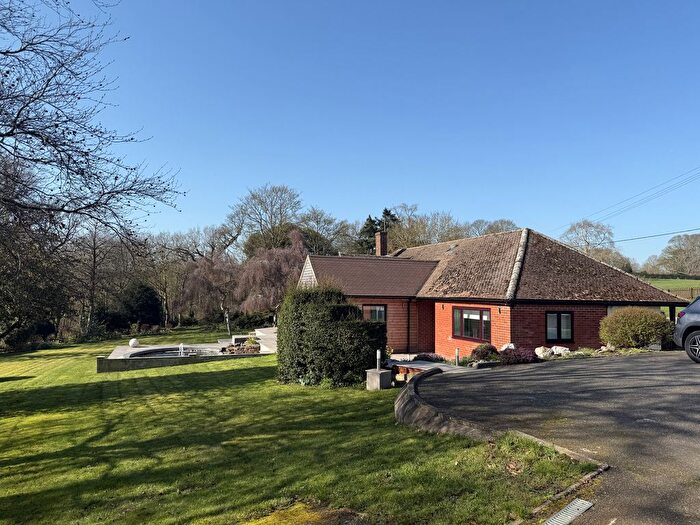 4 Bedroom Detached Bungalow For Sale In Ipswich, Semer, IP7