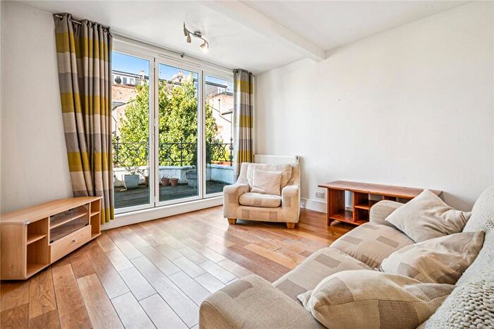 2 Bedroom Apartment To Rent In Barnard Road, SW11