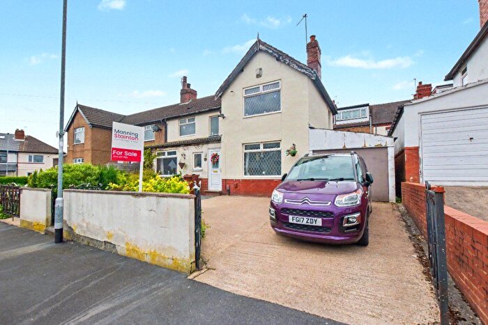 3 Bedroom Semi-Detached House For Sale In Halliday Grove, Leeds, West Yorkshire, LS12