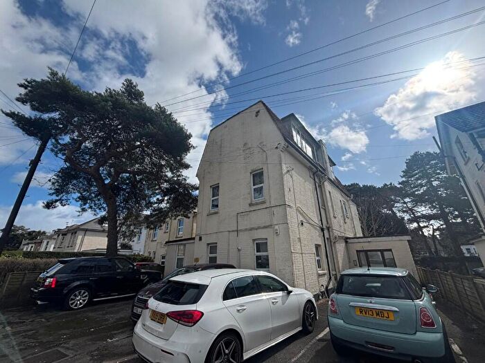 1 Bedroom Flat To Rent In Southcote Road, Bournemouth, Dorset, BH1