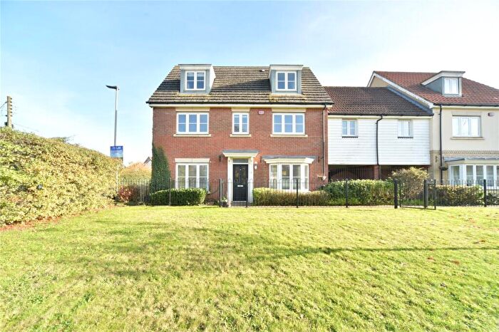 5 Bedroom Link Detached House To Rent In Old Dairy Court, Mildenhall, Bury St Edmunds, Suffolk, IP28
