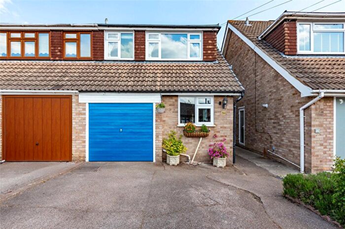 3 Bedroom Semi-Detached House For Sale In Thorncroft, Hornchurch, RM11