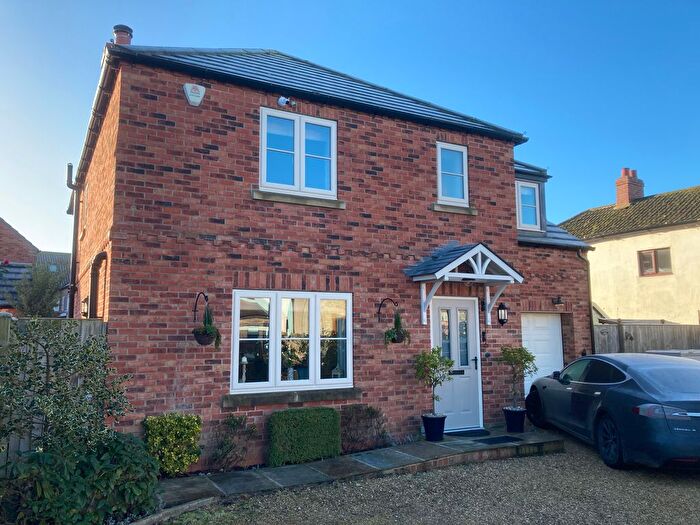 4 Bedroom Detached House For Sale In Main Street, West Haddlesey, York, YO8