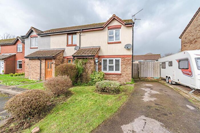 3 Bedroom End Of Terrace House For Sale In Enfield Drive, Barry, CF62
