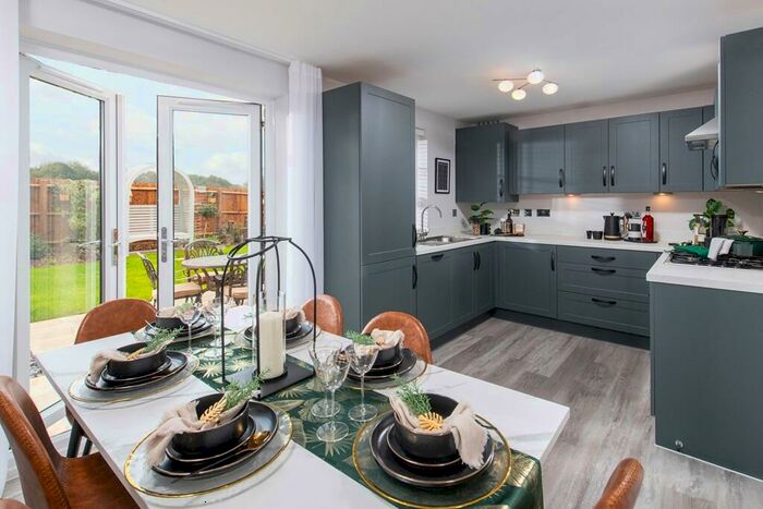 3 Bedroom Semi-Detached House For Sale In Walmersley Old Road, Walmersley, Bury, BL9