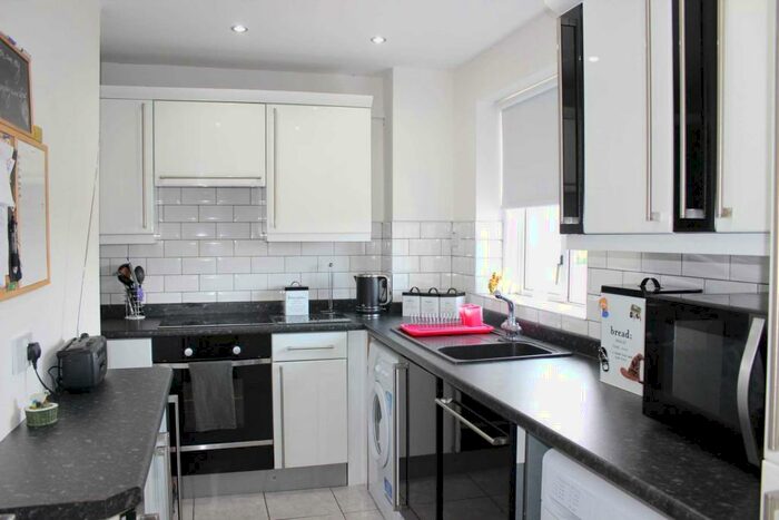 2 Bedroom Maisonette To Rent In Dimity Street, Johnstone, PA5