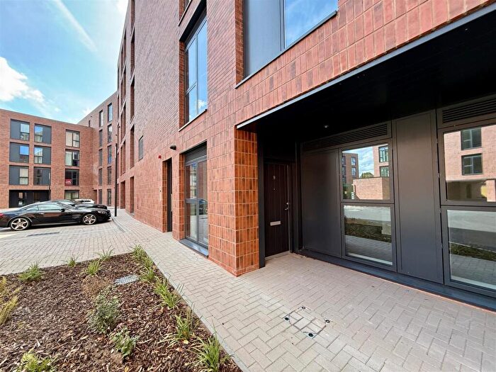 Studio To Rent In Weavers House, Castleward Boulevard, Derby, DE1