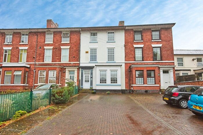 5 Bedroom Town House For Sale In Uttoxeter New Road, Derby, Derbyshire, DE22