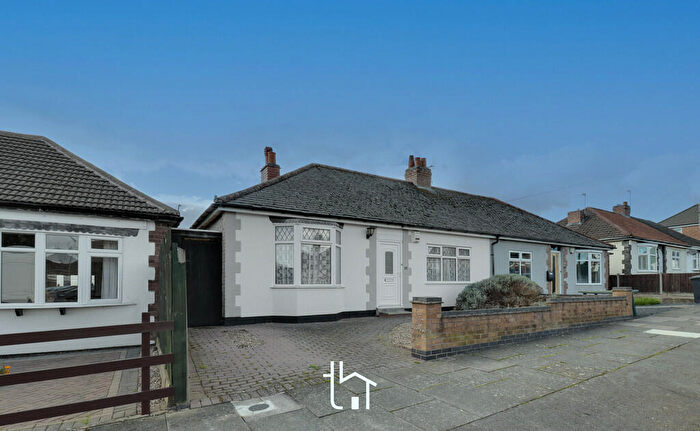 2 Bedroom Semi-Detached Bungalow To Rent In Compass Road, Leicester, LE5