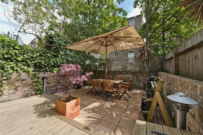 1 Bedroom Flat To Rent In Chesterton Road, London, W10